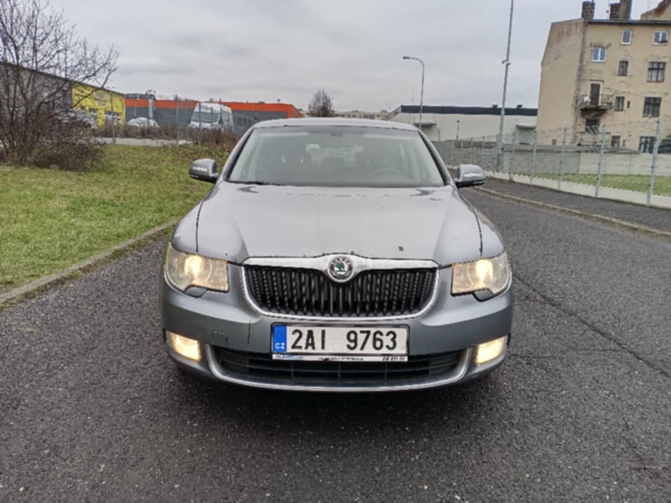 Škoda Superb 1.9 TDI dobrá výbava super cena