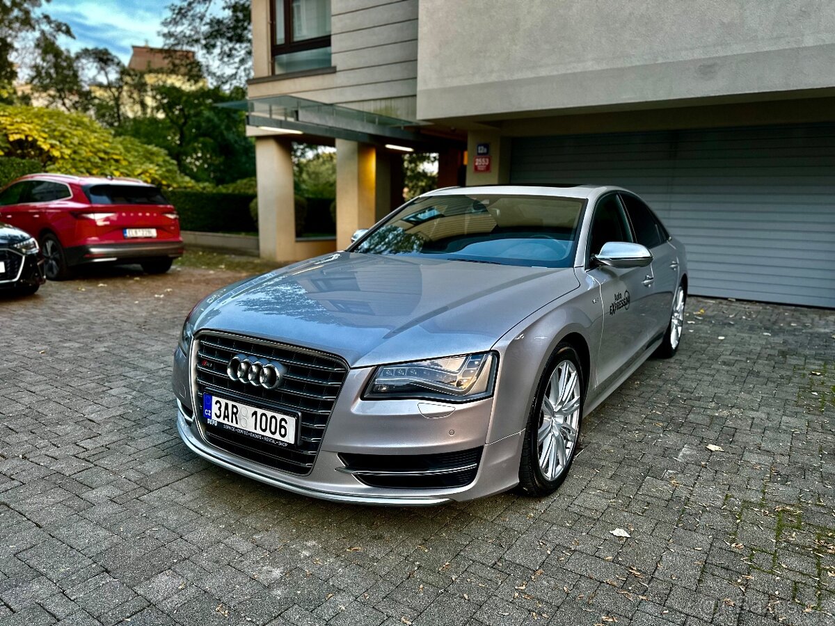 AUDI S8, 4.0TSFI 382KW