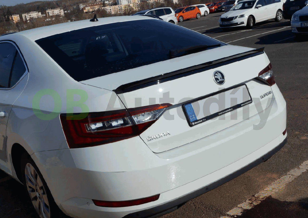 Škoda Superb III sedan - Zadní spoiler pátých dvěří - DTM V5