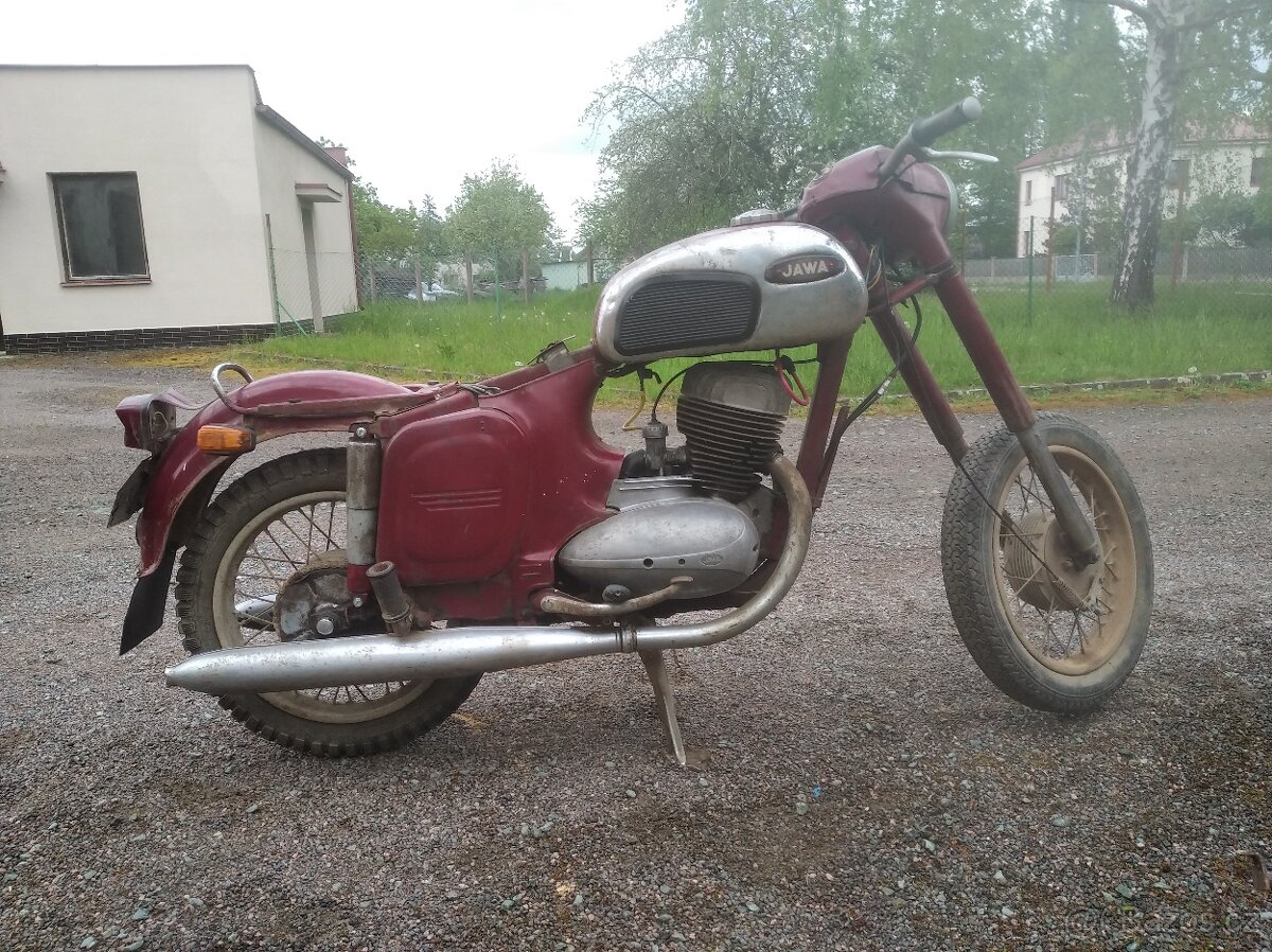 JAWA 250/592 panelka