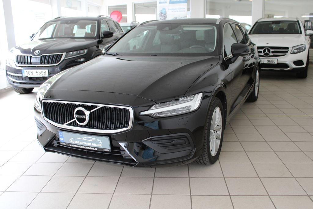 Volvo V60  2.0 D4 140/kW AT8 Momentum