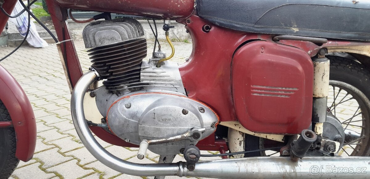 Jawa 250 automatic