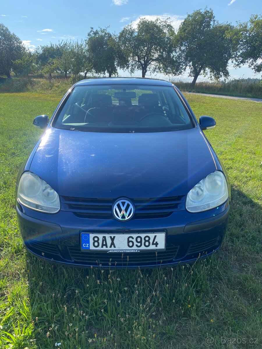 VW Golf 5 1.6 benzín 75kw