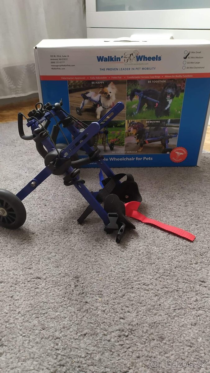 Invalidní vozík Walkinpets Mini