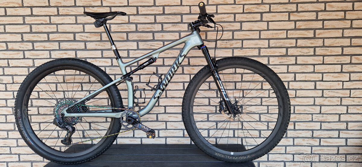 Specialized S-Works Epic, model 2022, velikost M