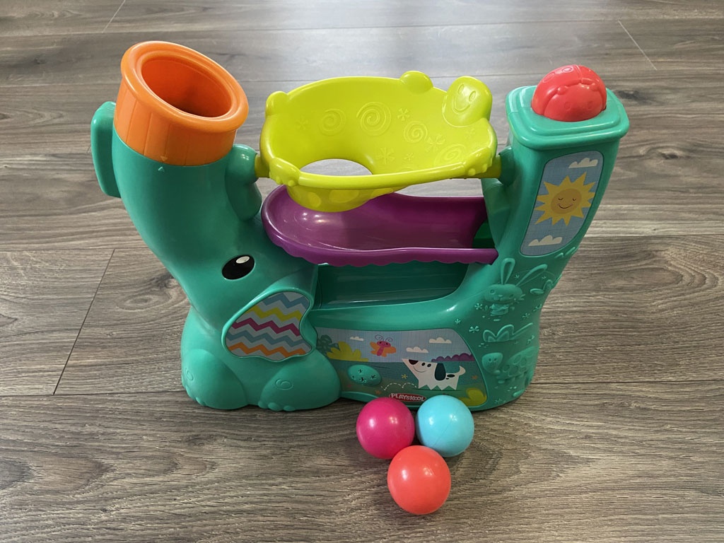 Hasbro Playskool Slonová fontána s míčky