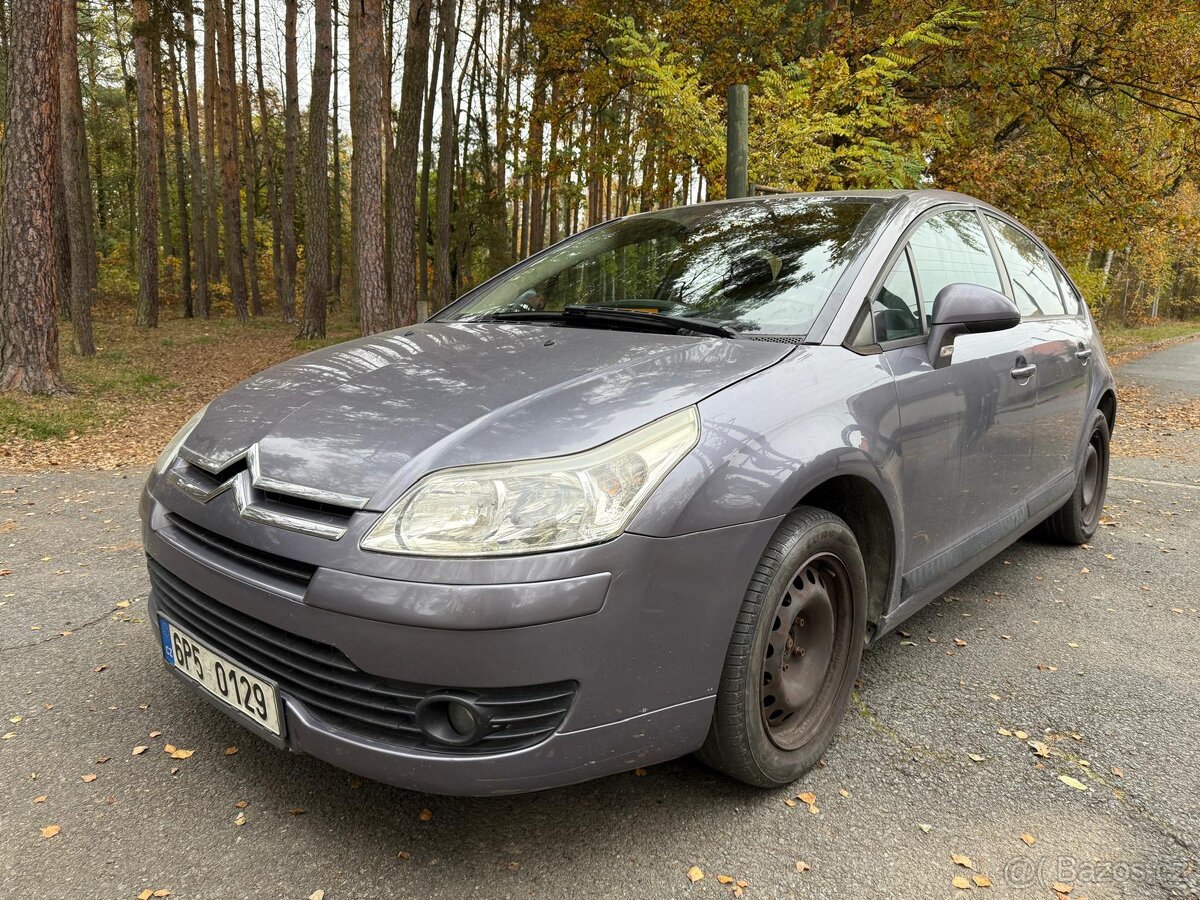 Citroen C4 - nafta