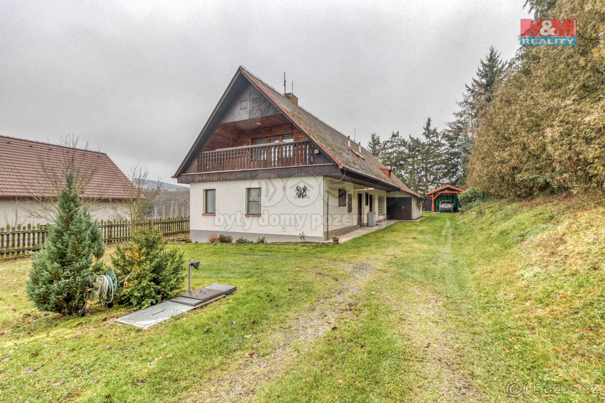 Prodej rodinného domu, 320 m², Čestice