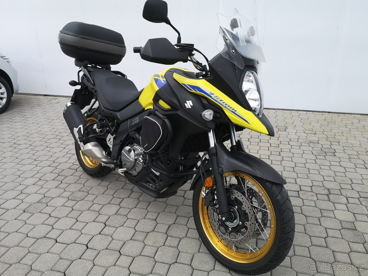 Suzuki DL650 XL 4/2021, 1.majitel, nové v ČR, 2.601 km