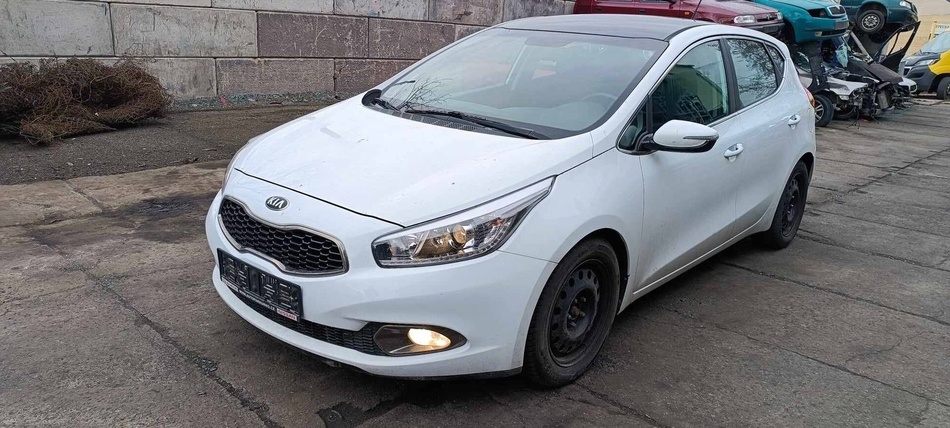 Kia Ceed 1.6GDI 99kW G4FD najeto 178xxx ceed automat rv12-15