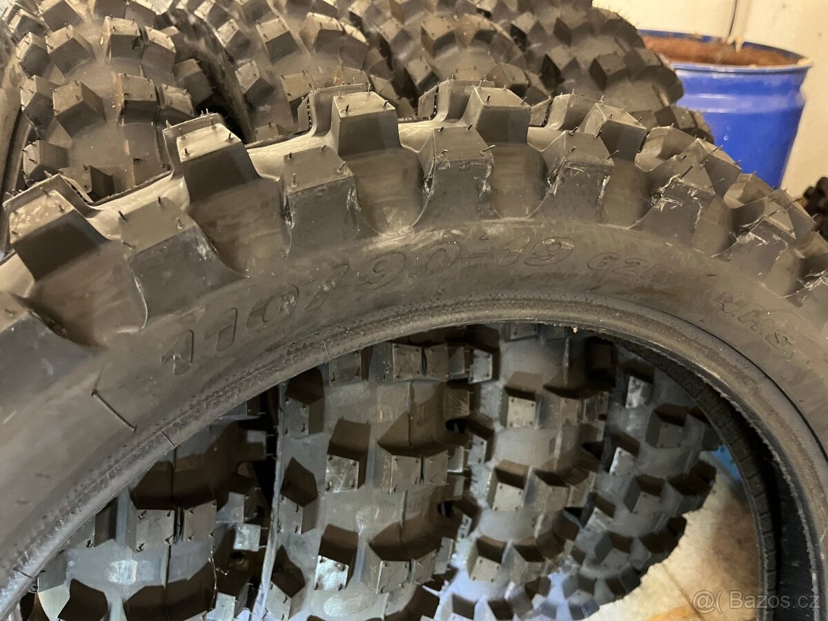 PIRELLI SCORPION  Mid Soft 32