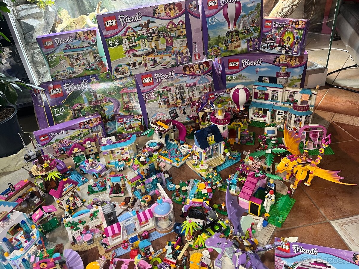 MEGA SADA LEGO FRIENDS + PLASTOVÉ BOXY GRATIS