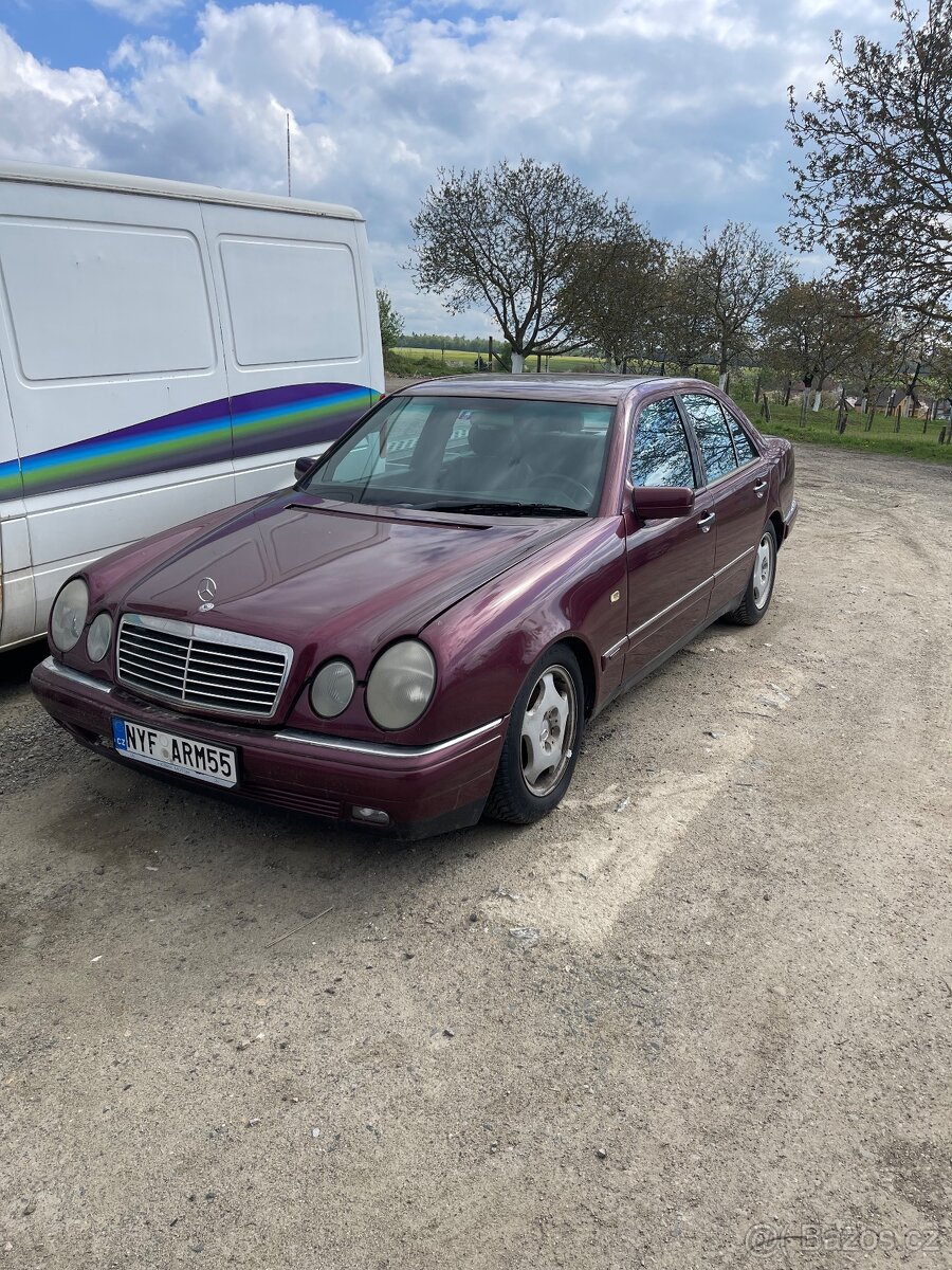 Mercedes E300 Diesel W210 nepojizdne