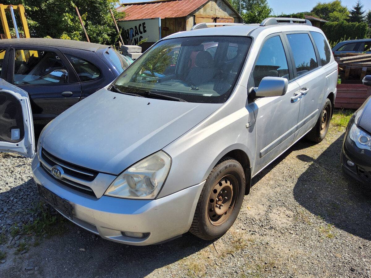 KIA Carnival III 2,9CRDI 2007 MOTOR OK, DILY z AUTA