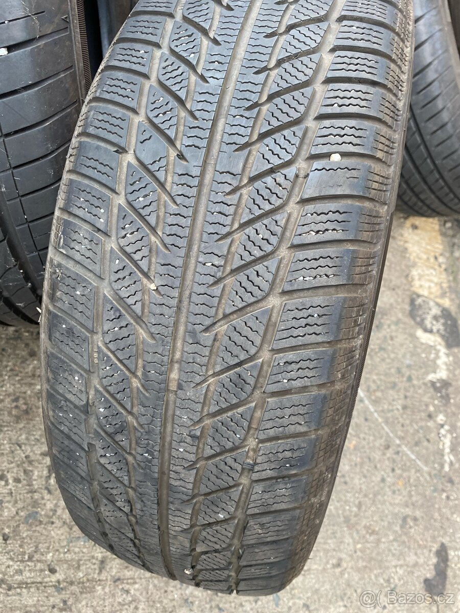 205/55R16 zimní pneu goodride