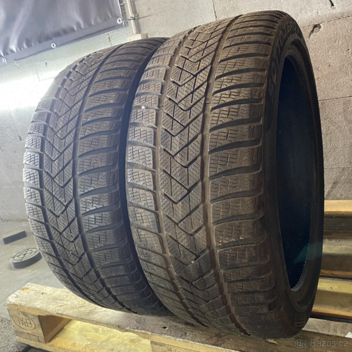 Zimní pneu 225/45 R19 104W Pirelli 6mm