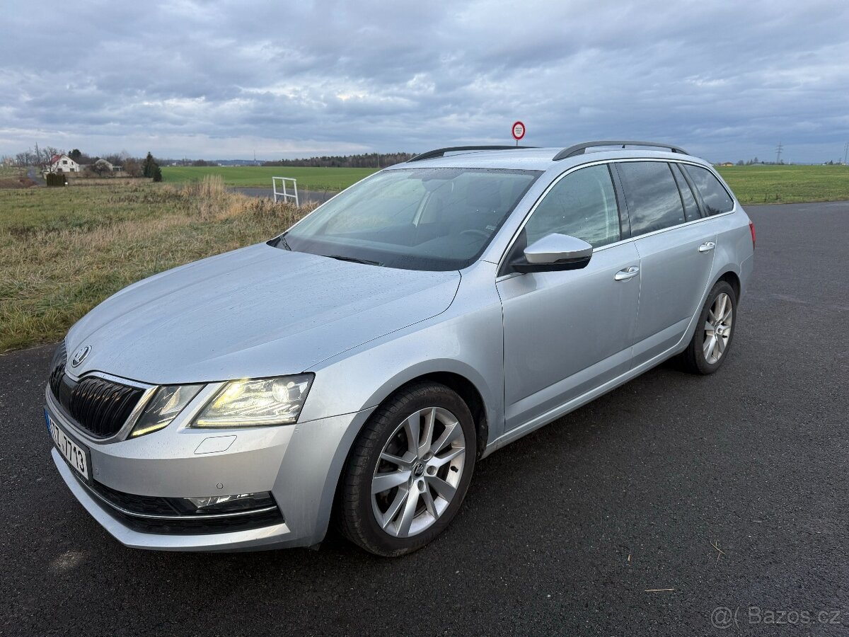 Škoda Octavia 1,6 TDI 85kW Style Kombi perfektní výbava