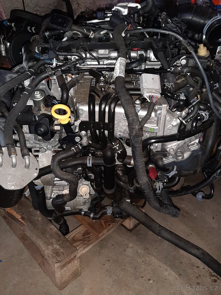 motor 1.6 tdi 81kw CXX skoda volkswagen seat