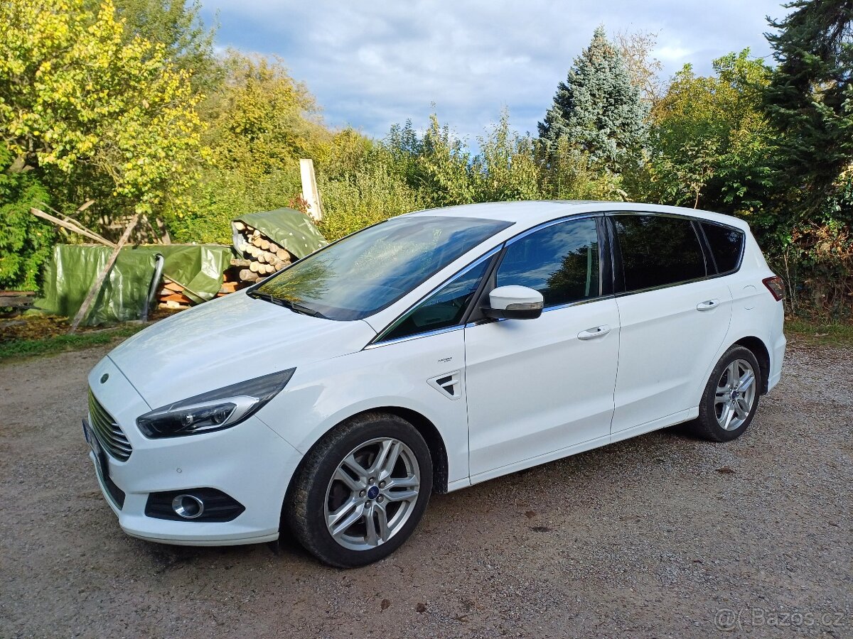 Ford S-Max 2.0TDCi 150k Titanium ČR 1 majitel 2016 tažné