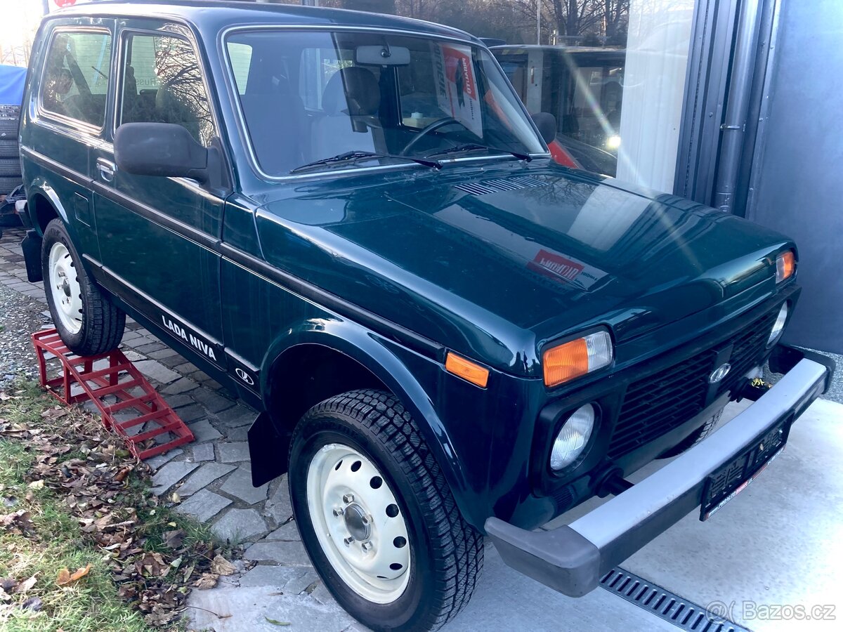 Lada niva r.v.2011 naj: 74tkm