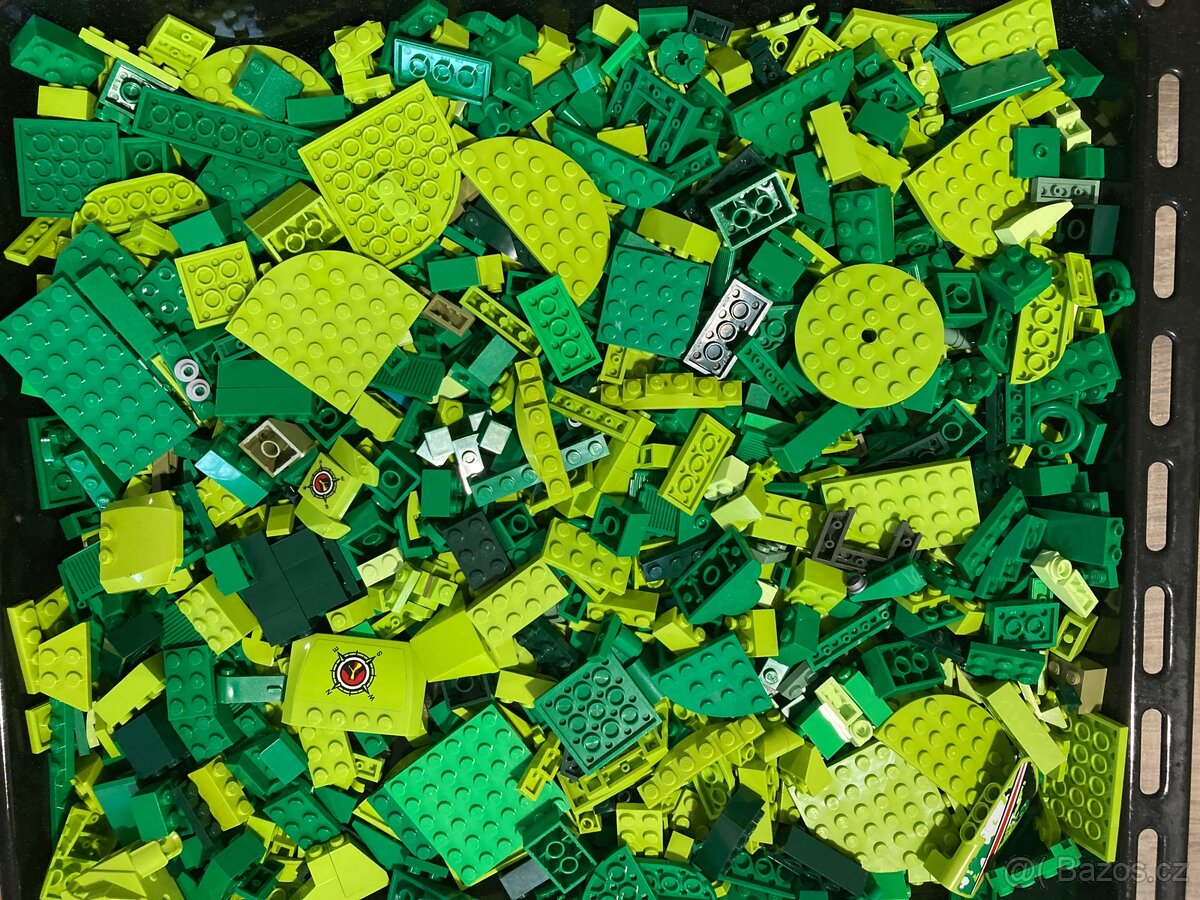 Lego mix zelenych kostek 0,8kg