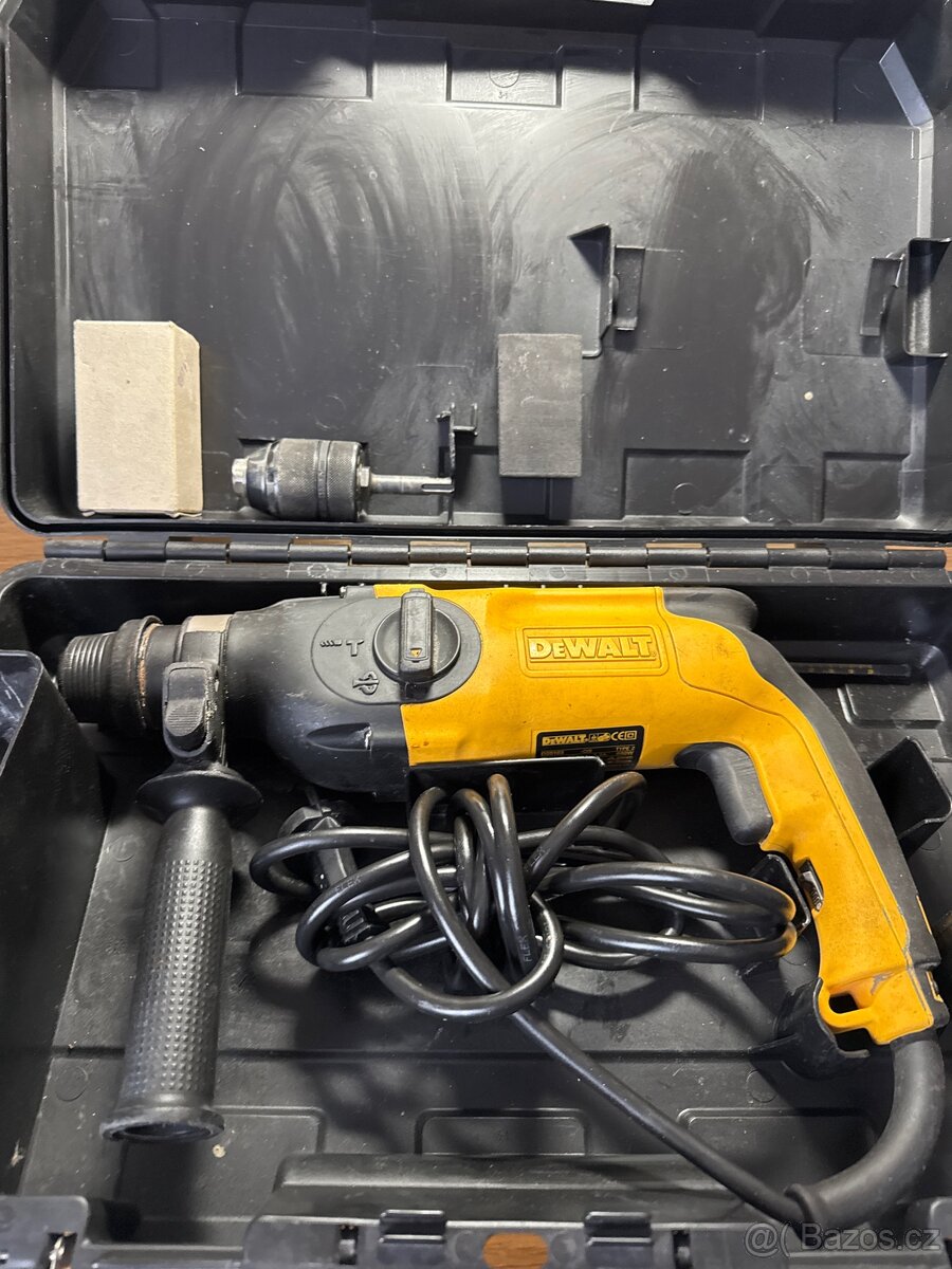 Sds Dewalt D25103