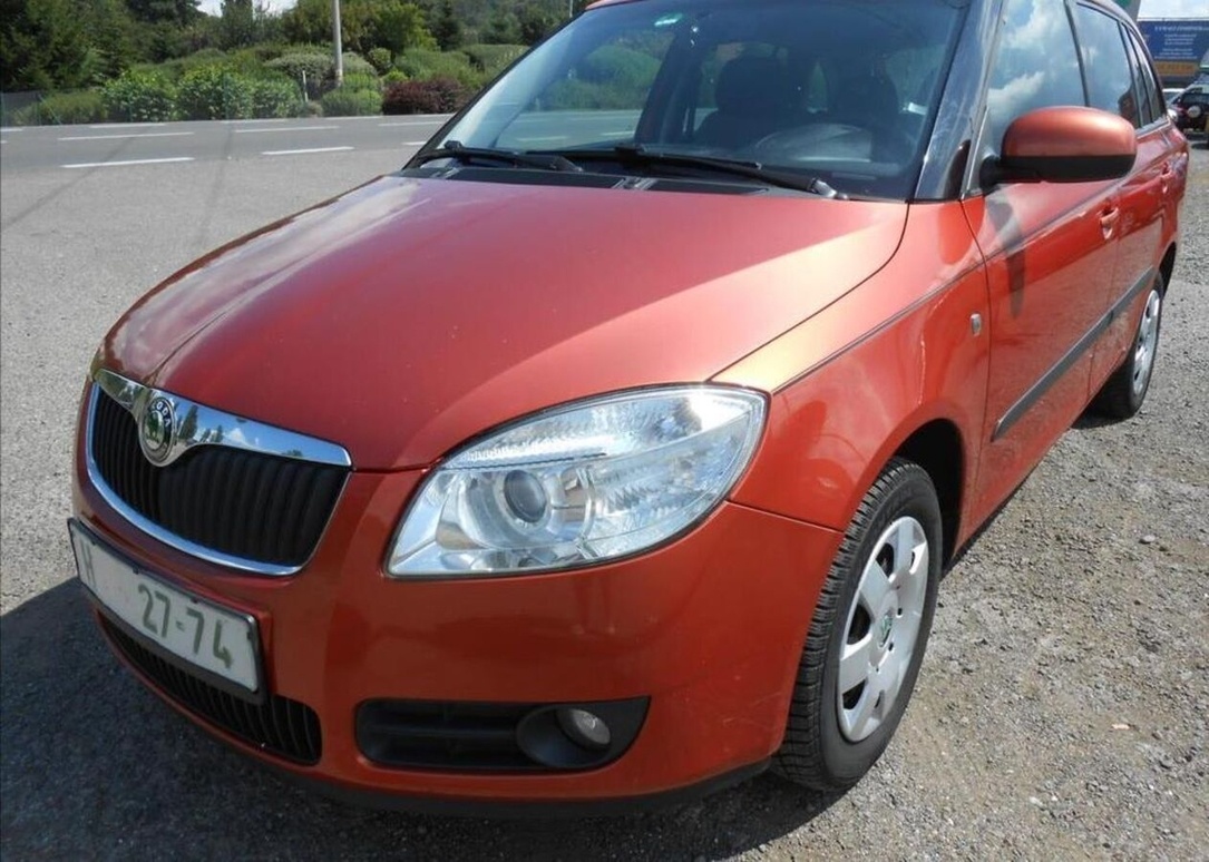 Škoda Fabia 1,2 12V 51kW SPORT Serviska benzín manuál