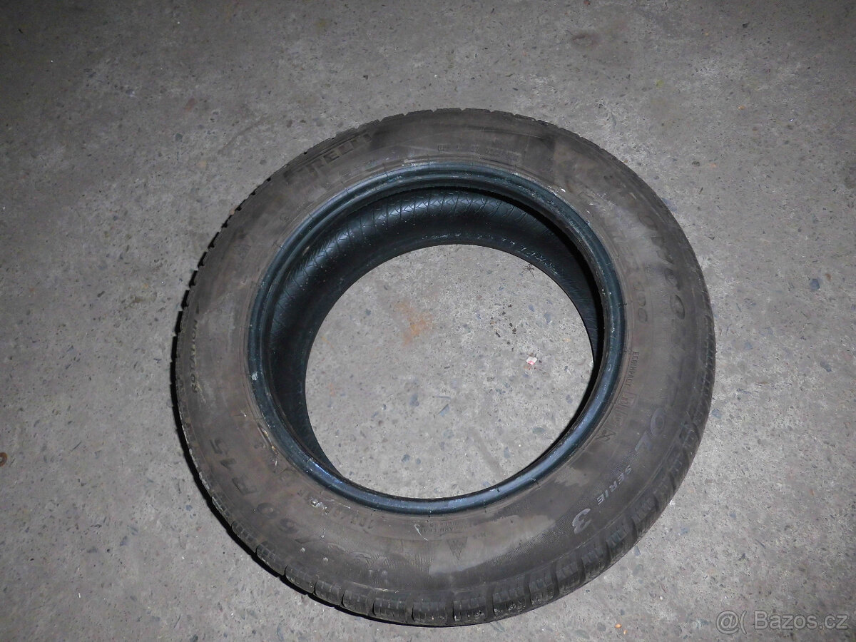 195/60R15 88T Pirelli SnowControl 3