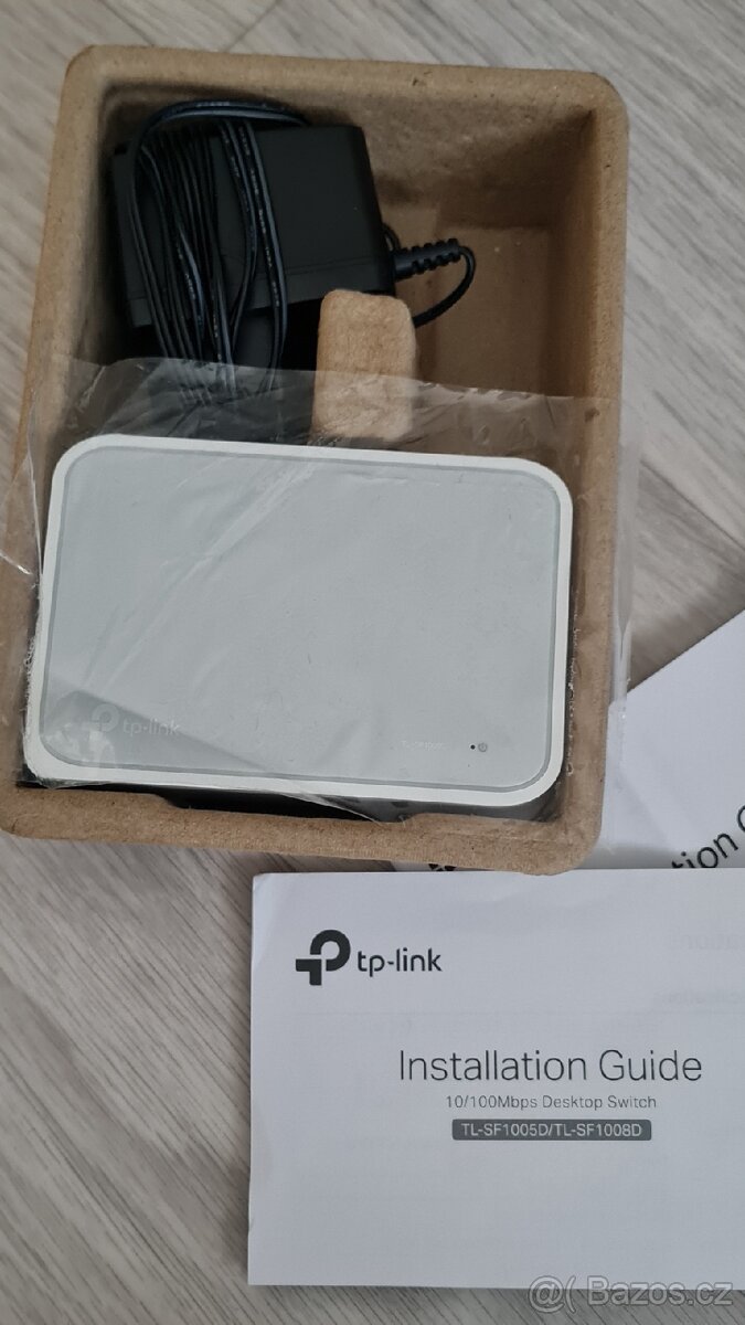 Switch TP-Link TL-SF1005D