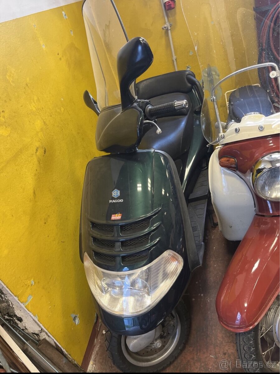 Skutr Piaggio