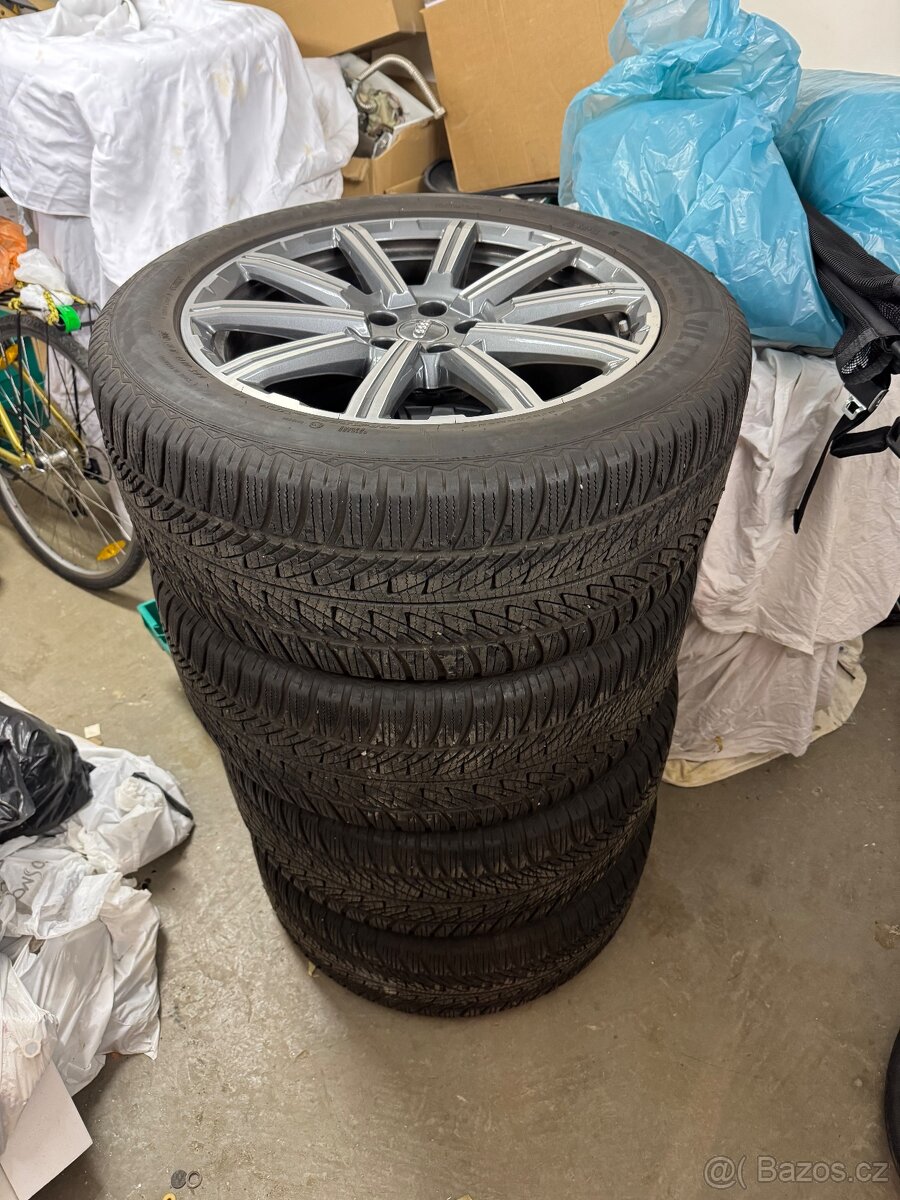 Kola Audi Q7 + zimní pneu 285/40 R20