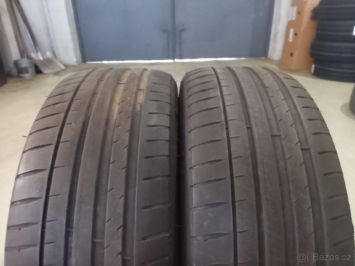 Letní pneu 225/45 R 18 95 Y