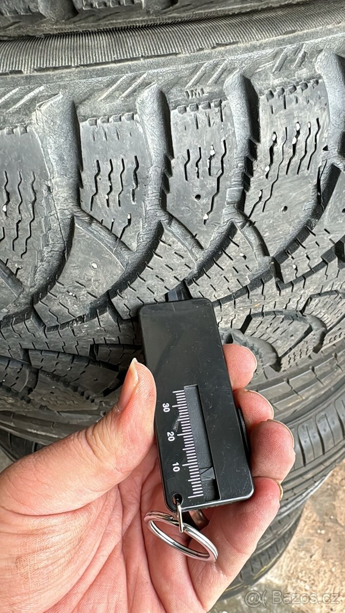 Zimní pneumatiky MHK 195/65 R15 2x5mm