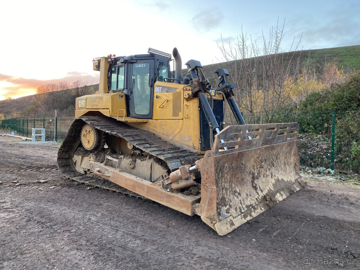 Buldozer Caterpillar D6T LGP