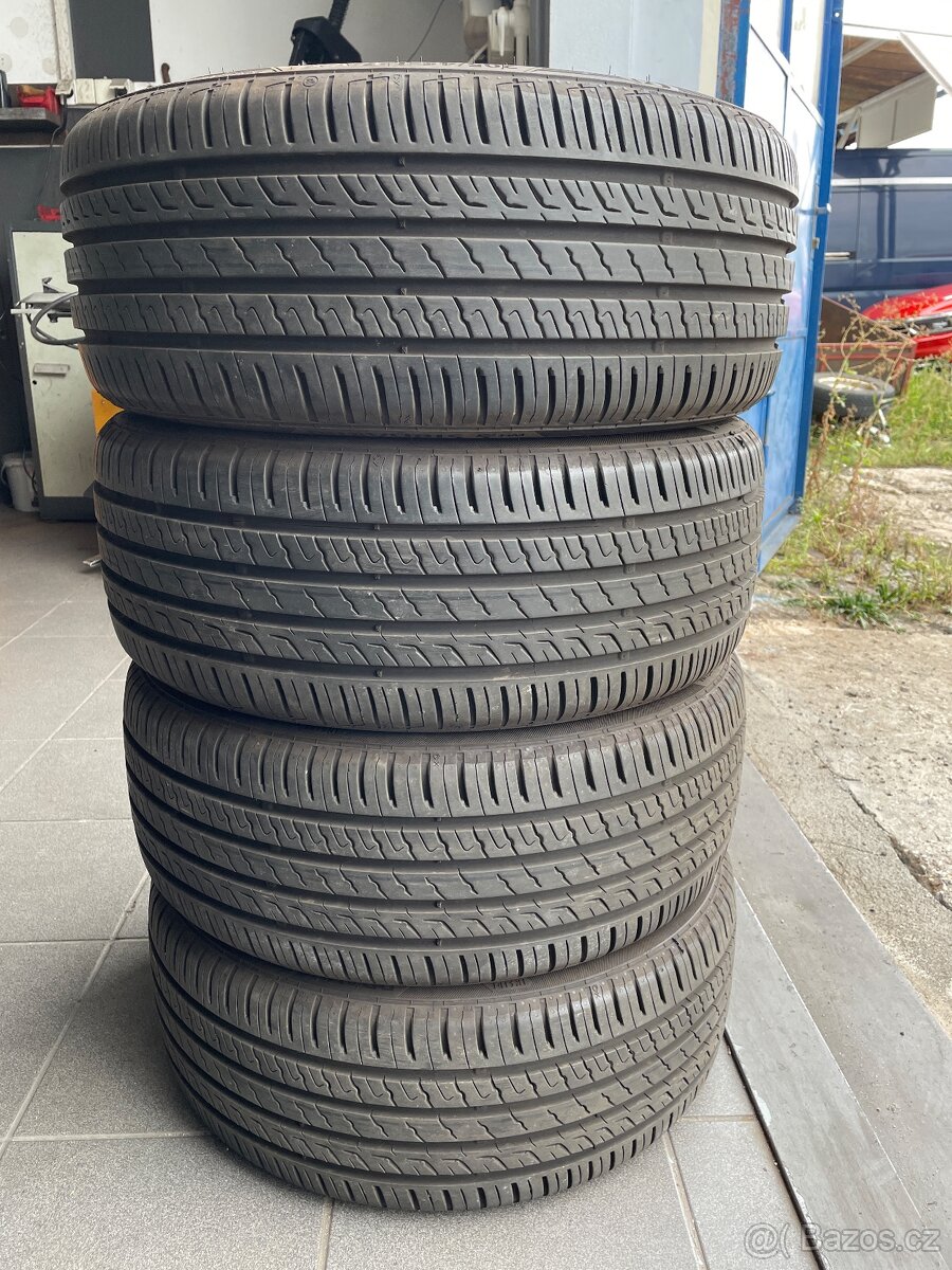 205/45R17