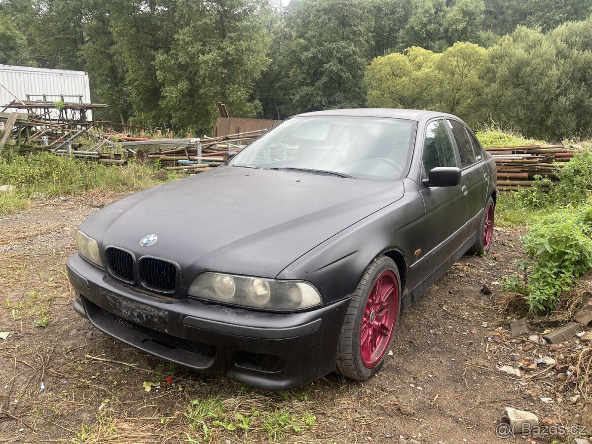 BMW E39 2.8i