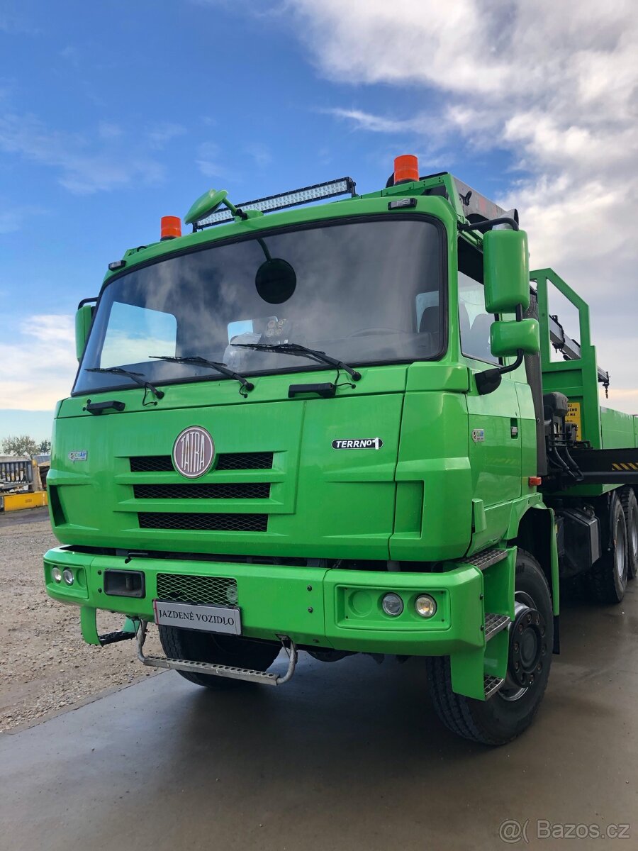 Nákladné vozidlo Tatra Terrno1 s hydraulickou rukou HIAB