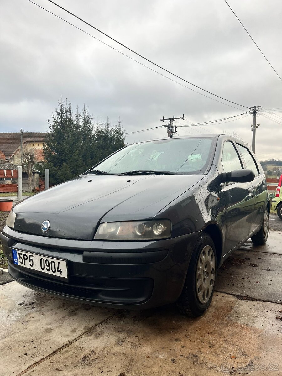 Fiat Punto 1,2 44kw šedá metalíza