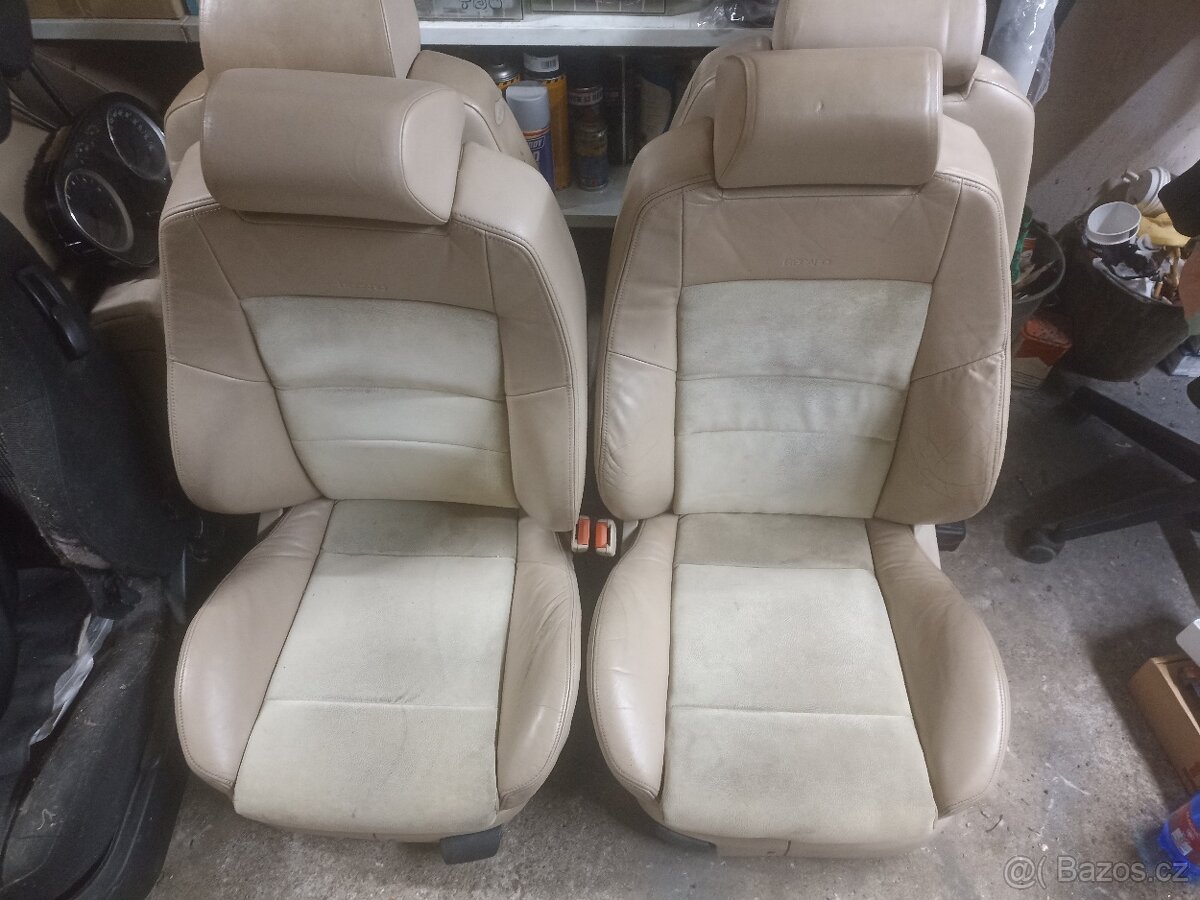 Béžové Recaro sedačky Golf IV/Bora