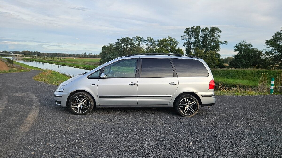 VOLKSWAGEN SHARAN TDi 2008