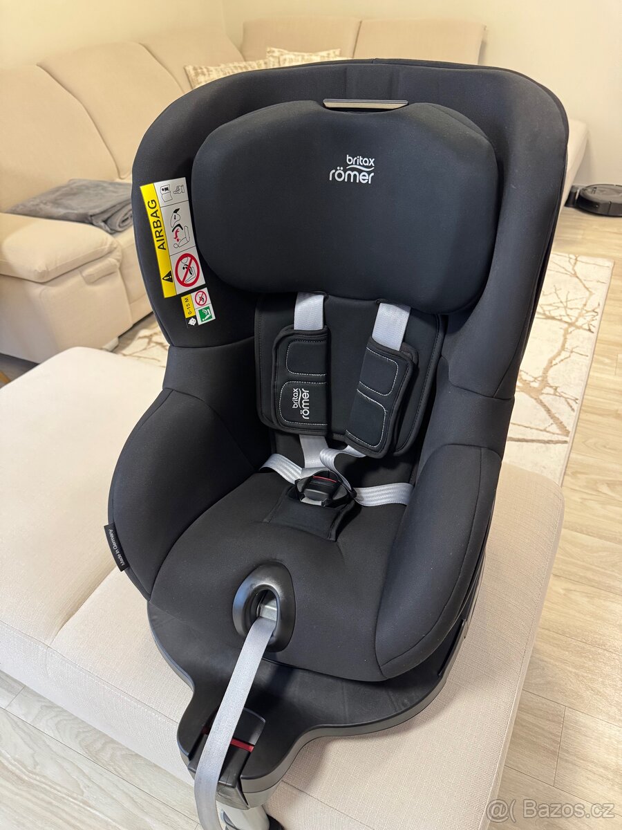 Autosedačka Britax Römer dualfix M i-SIZE cosmos black