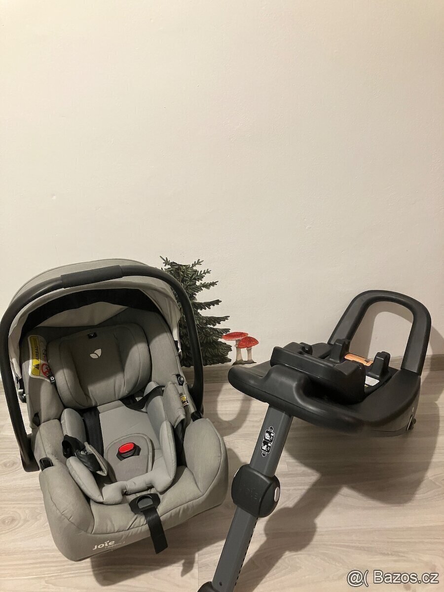 Autosedačka Joie+ isofix