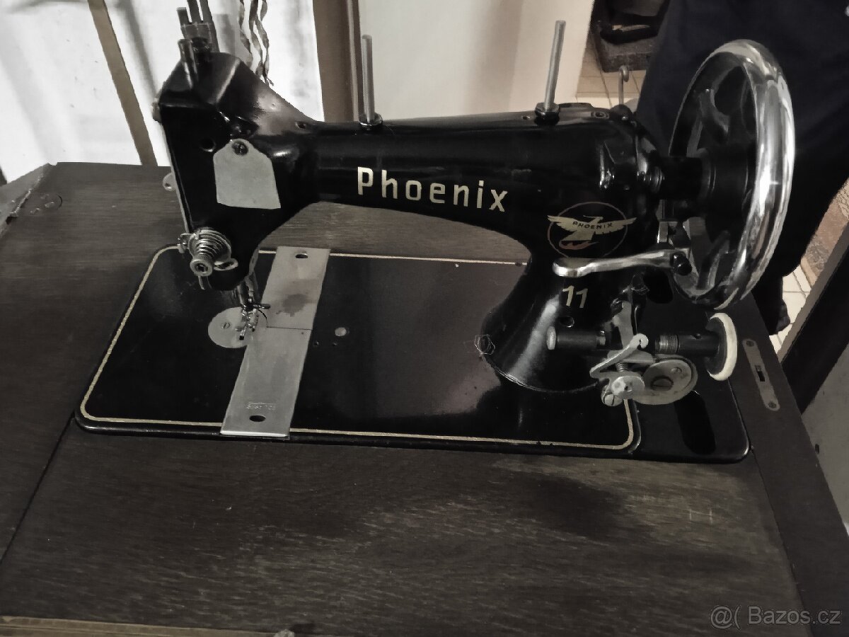 Šicí stroj Phoenix