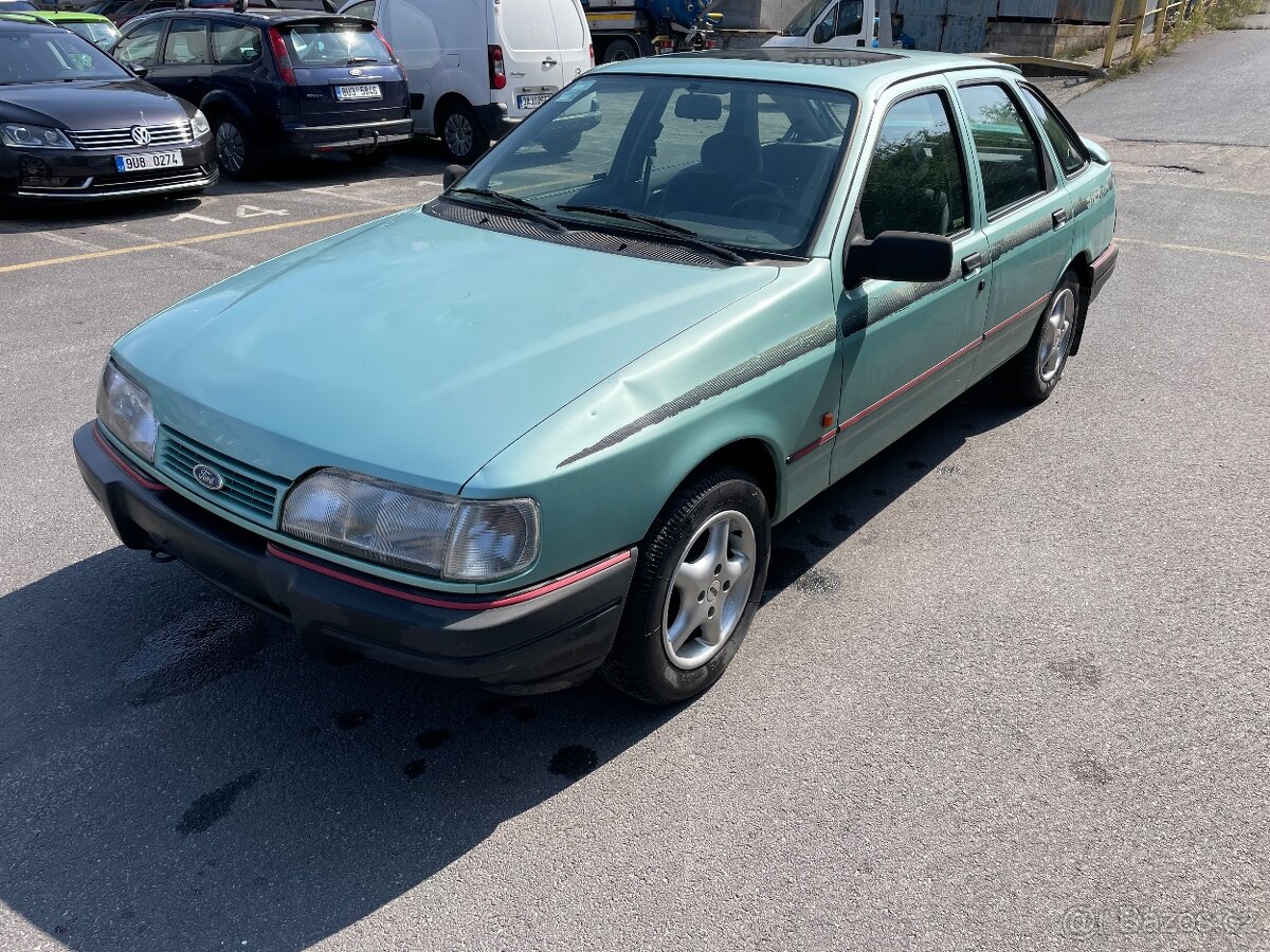 Ford Sierra 1,6i 59kw,55500km,1990,značky v depozi