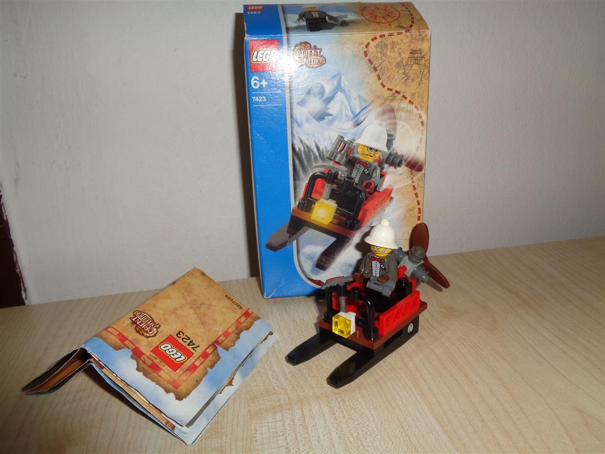 Lego 7423 Orient Expedition, Průzkumné vznášedlo