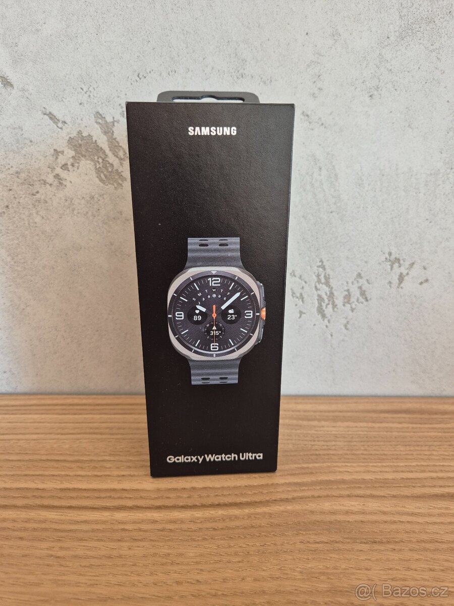 Samsung Galaxy Watch Ultra stříbrný titan (nové/záruka)