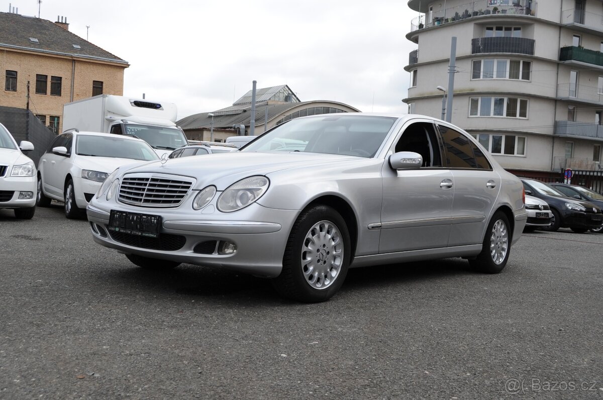 Mercedes-Benz Třídy E, 220 CDI W211 Ojeté v provozu 7/2005,