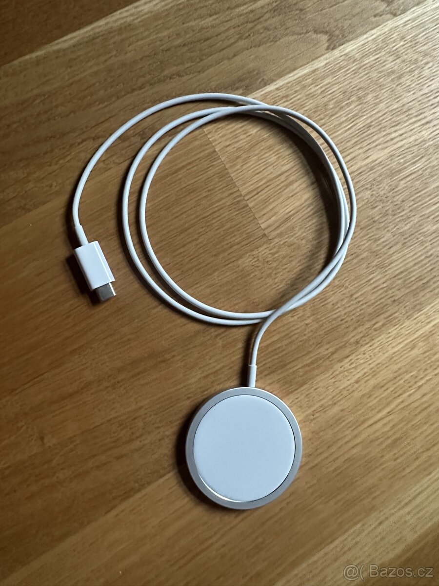 Apple nabíječka MagSafe, bílá