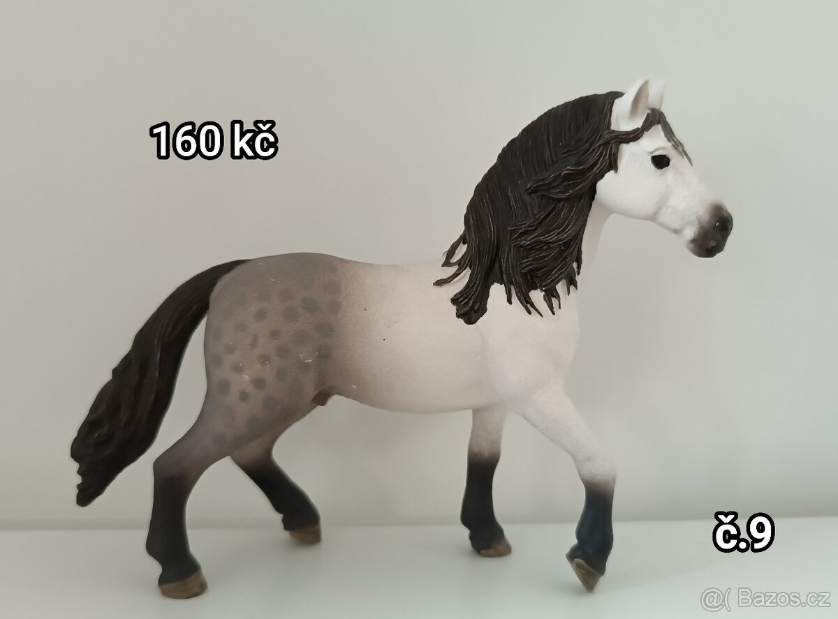 Schleich koně.