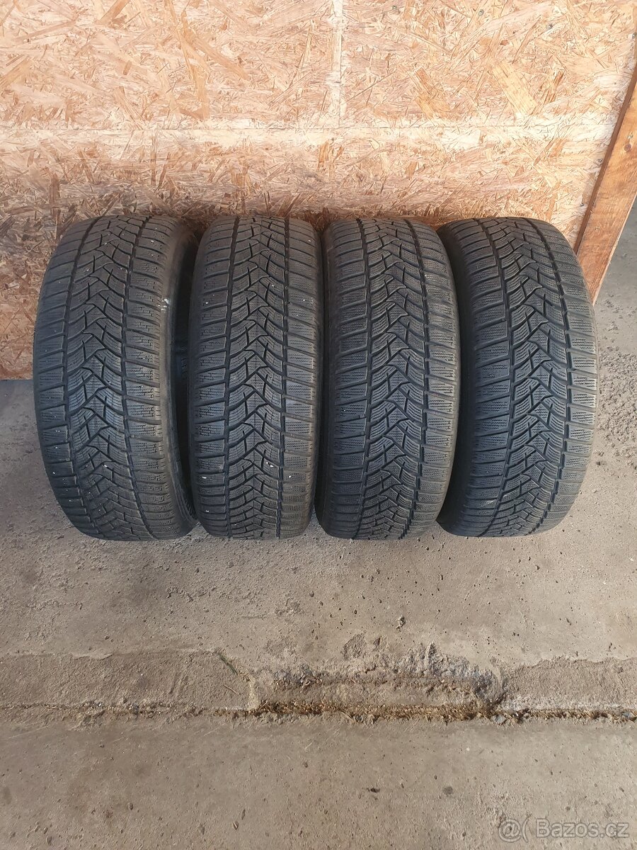 215 55 r 17 vzorek 7mm R17 215/55 zimní pneumatiky 215/55r17